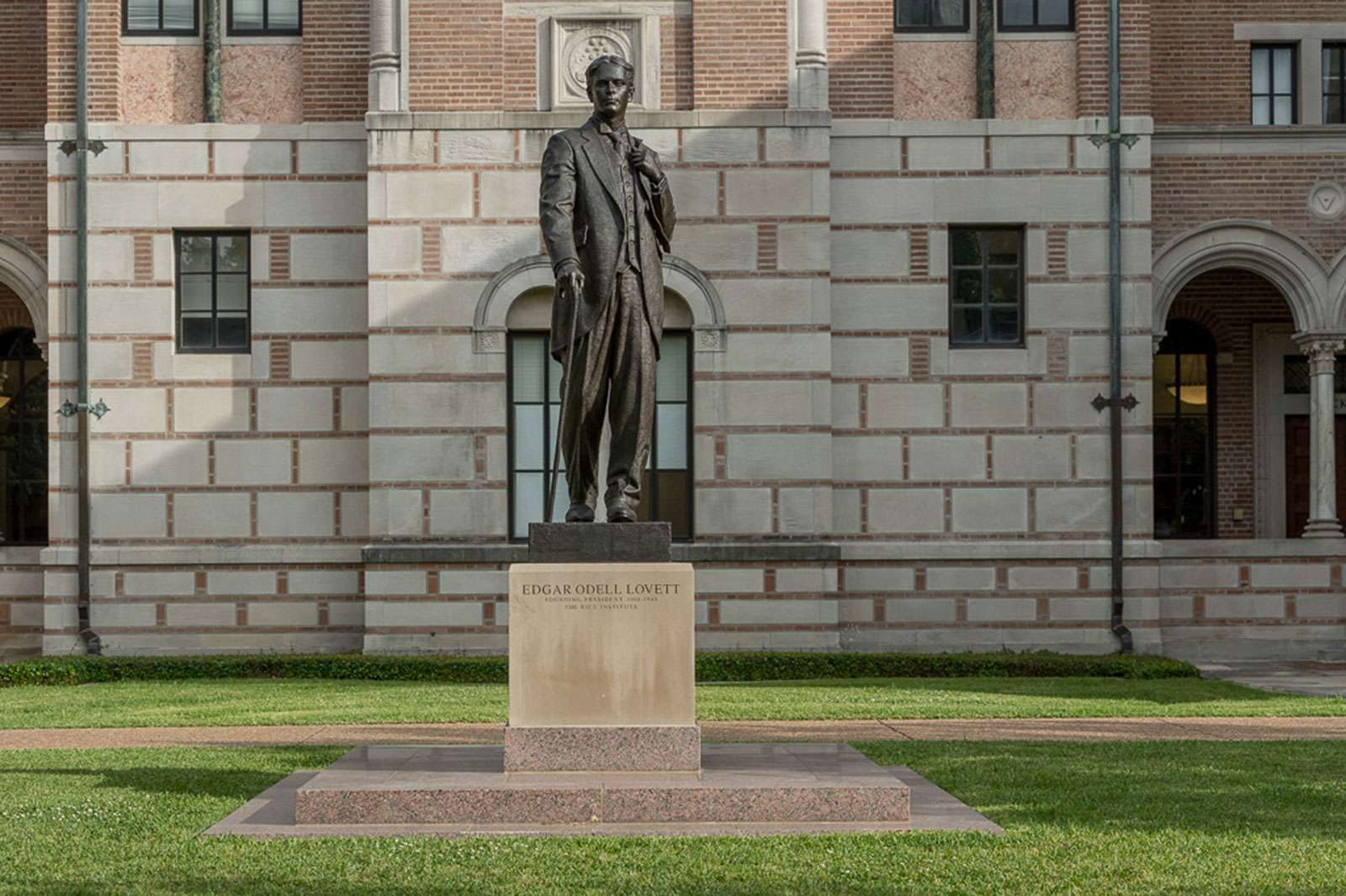 Bruce Wolfe, Edgar Odell Lovett, 2012. Photo: Nash Baker