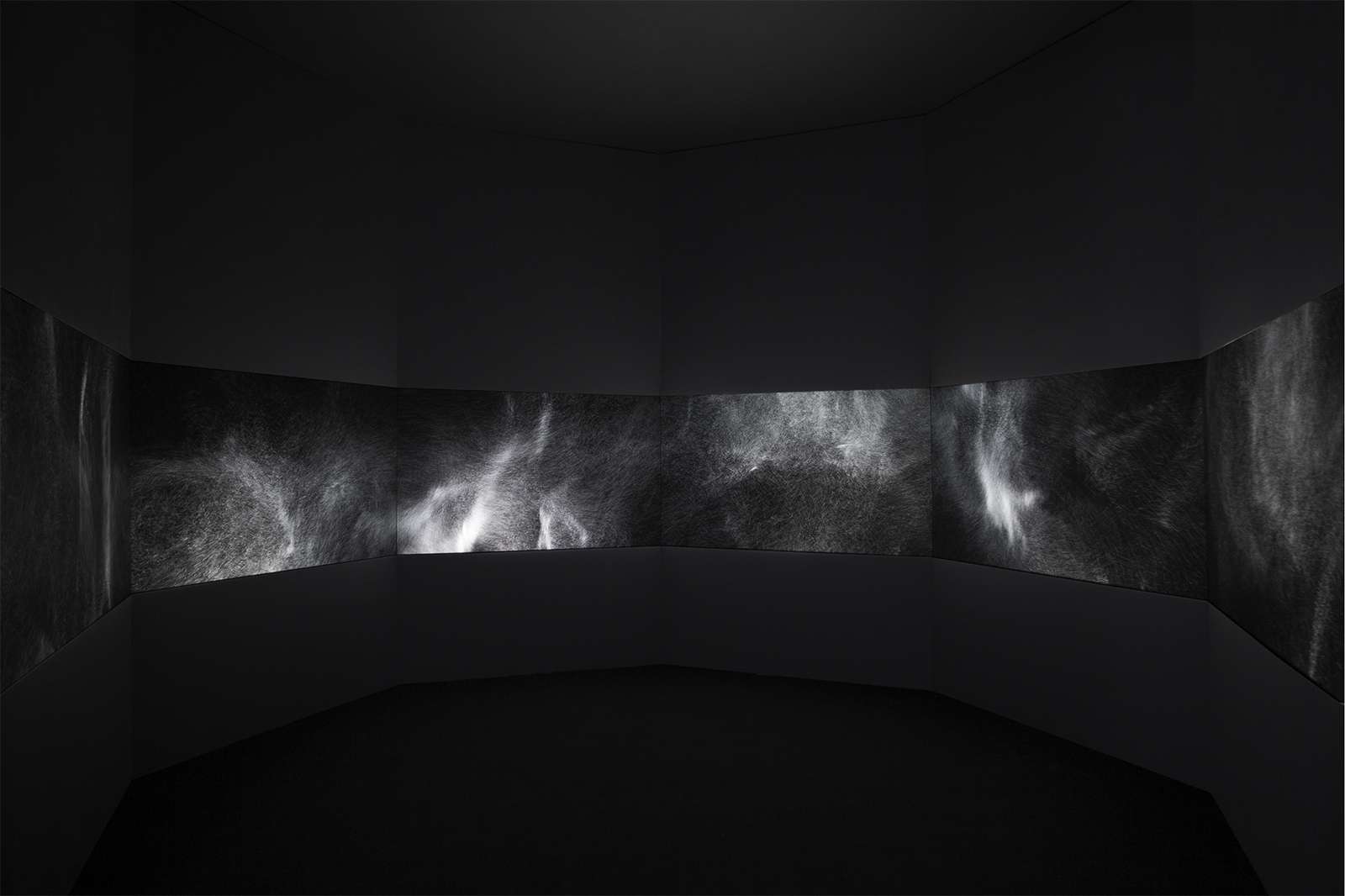 Leo Villareal, Particle Chamber, 2017. Six channel digital projection, electrical hardware, and custom software. 13ft x 17ft 1/2in x 15ft. © Leo Villareal. Courtesy Pace Gallery. Photo: Marl Waldhauser