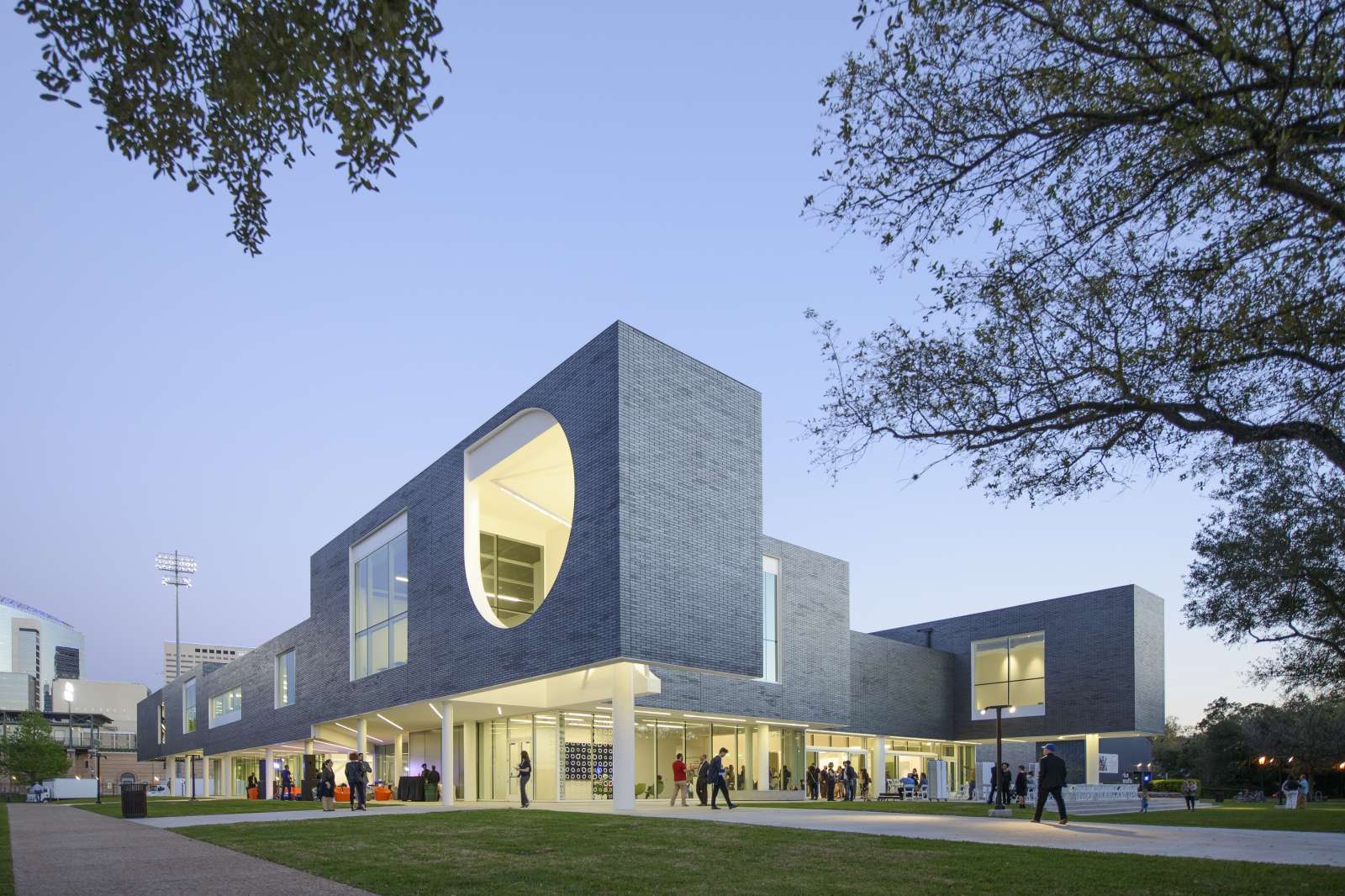 The Moody Center for the Arts. Photo courtesy of Michael Maltzan Architecture. 