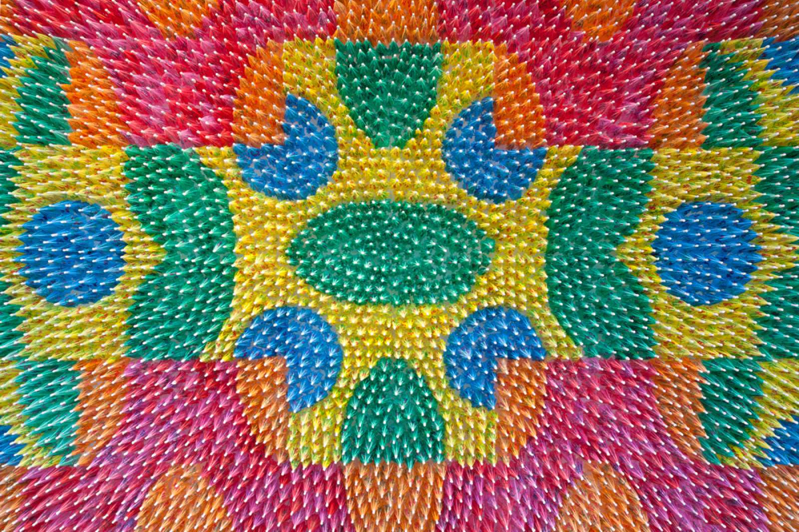 We Make Carpets, Umbrella Carpet 2, 6000 paper cocktail umbrellas. Photo: Ewout Huibers