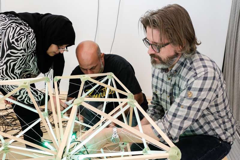 Olafur Eliasson, Green light – An artistic workshop, 2016